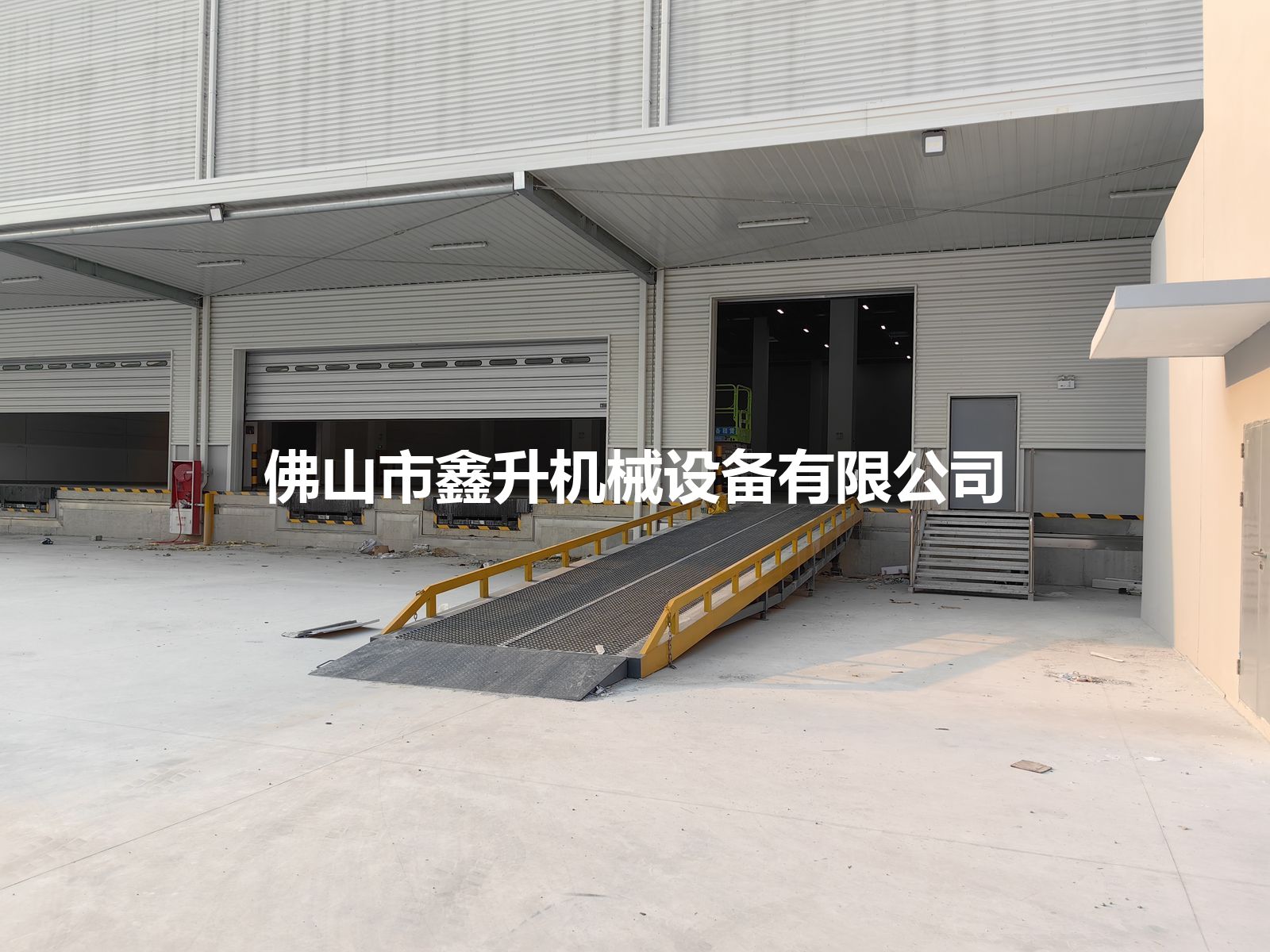 PLS-10 叉车装卸平台 10 吨 细节图 3