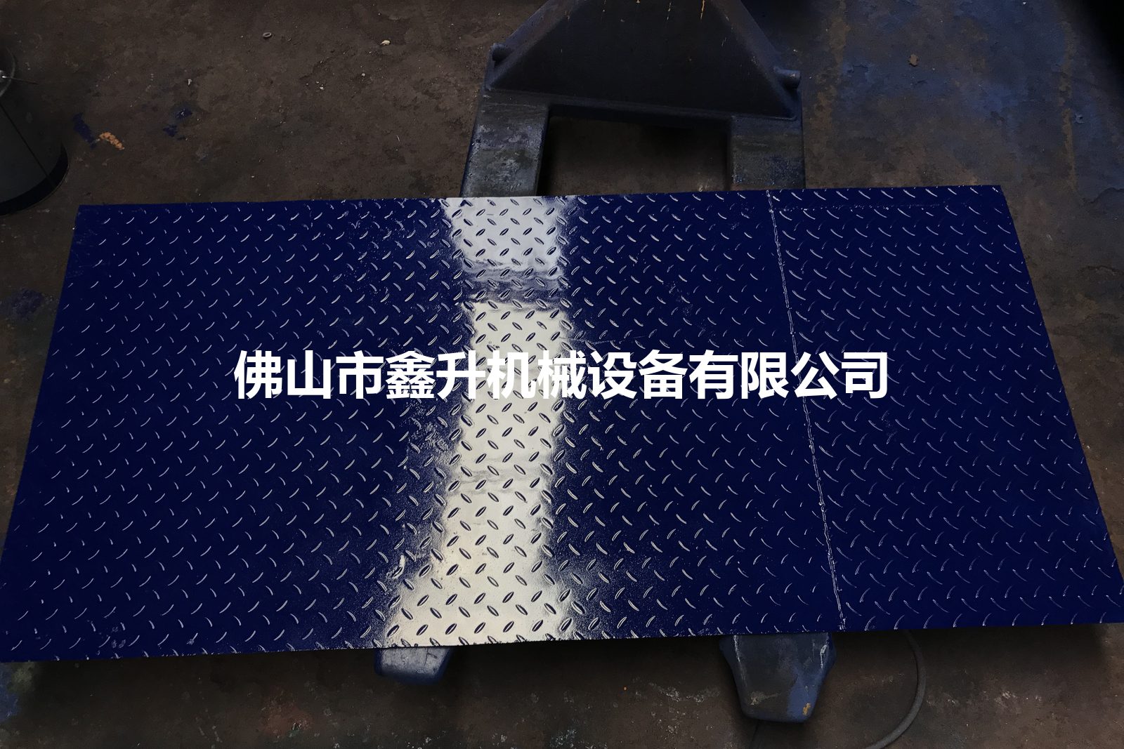 HRGD-30 电动液压导轨式升降货梯 3 吨 细节图 3