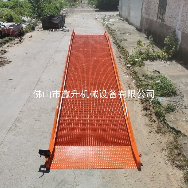 HRHS-A10 国内款液压移动登车桥 10 吨 细节图 3