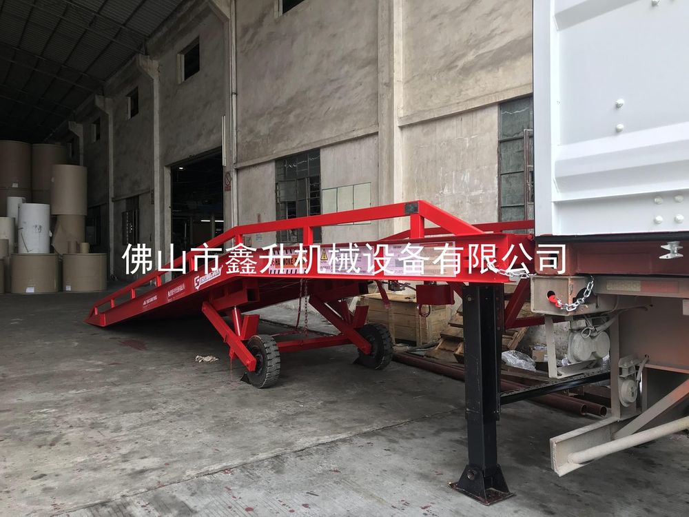 前活动唇板 755×400×12（选配） 细节图 2