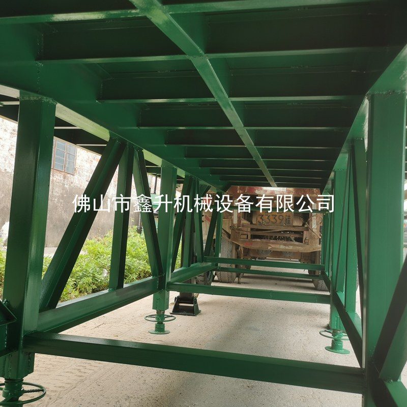 移动机械式登车桥 HRXS10-12m 机械登车桥系列 11