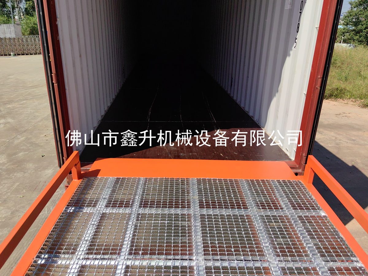 液压移动登车桥 现场应用实拍 10