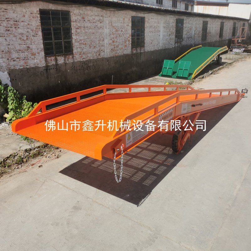 液压移动登车桥 新款液压登车桥 08